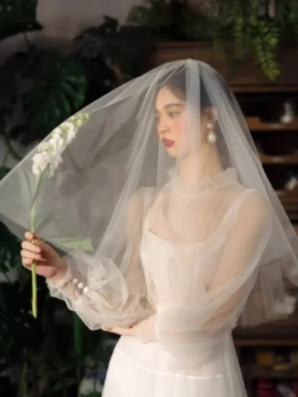 Classic Ivory Two-Tier Bridal Veil